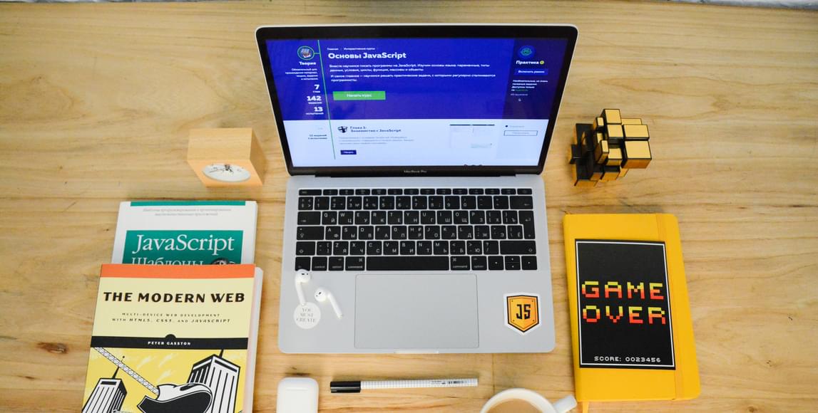 Как мы обновили интерактивный курс по JavaScript